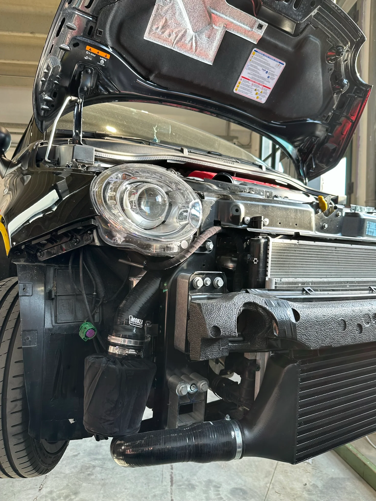 Abarth 500 Kit completo Aspirazione diretta bassa Monza Performance con vaschetta tergicristallo - Image 10