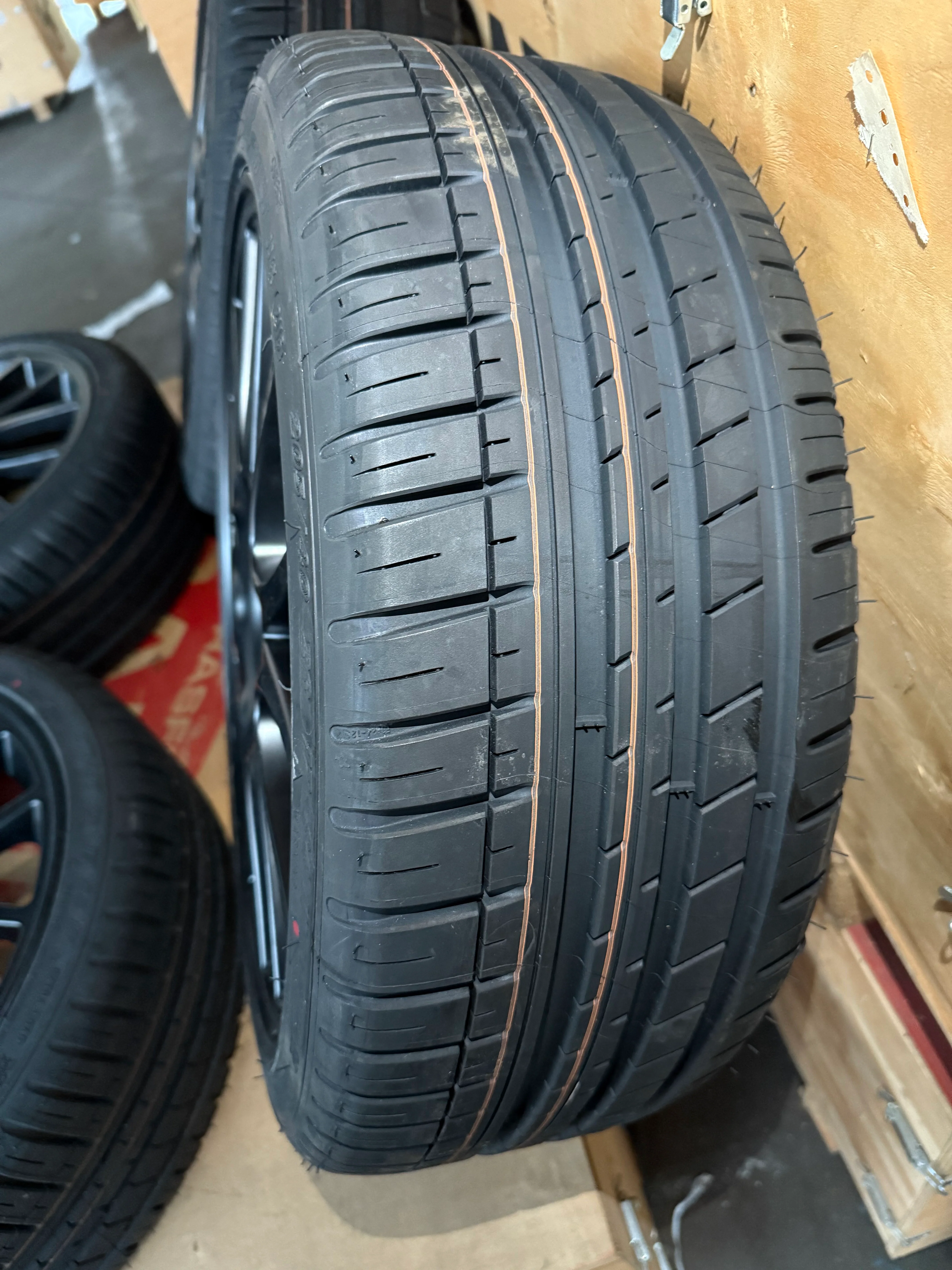 Cerchi Abarth Tributo Ferrari OEM 17" Neri - Image 5