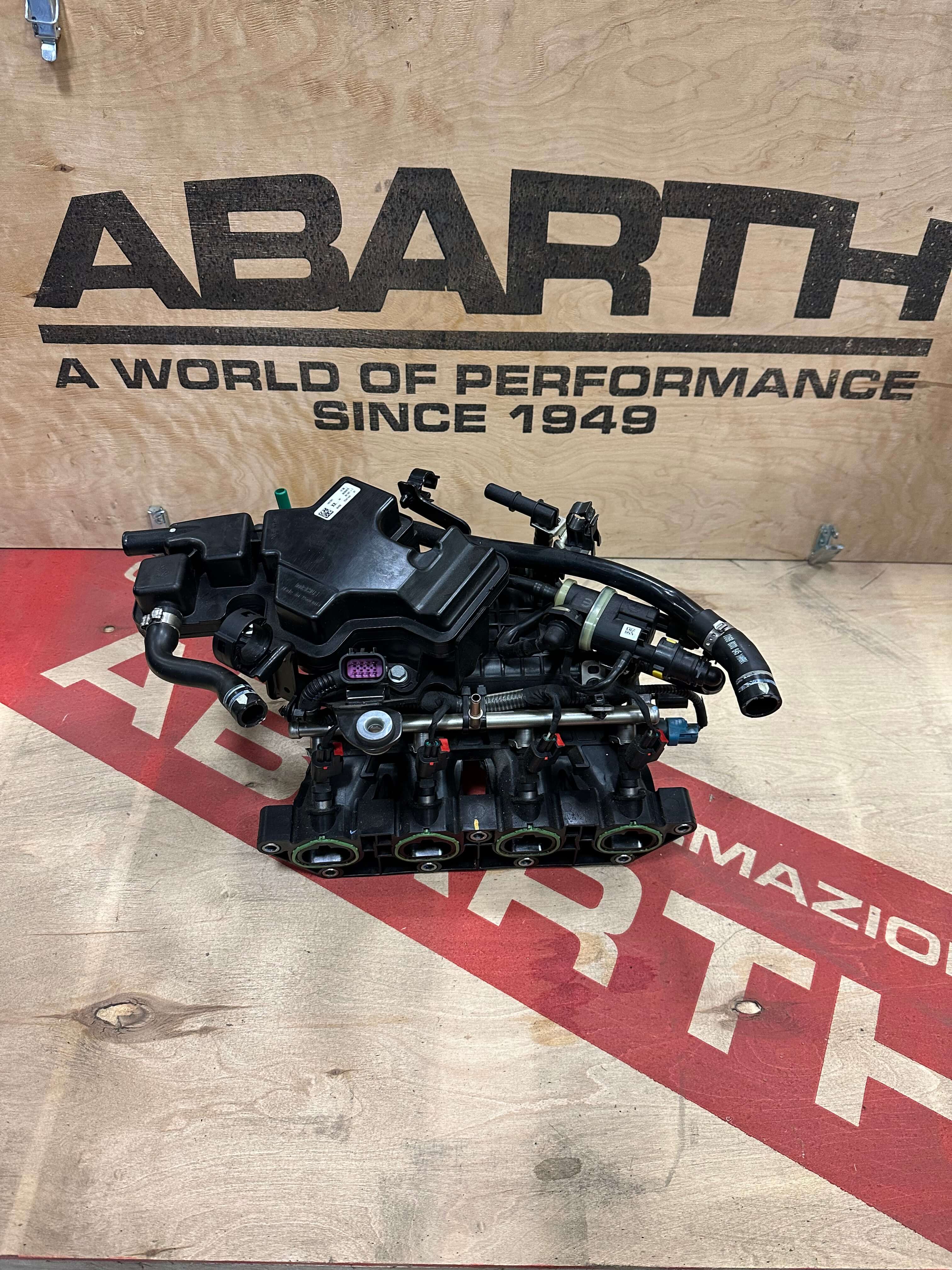 Collettore di aspirazione fiat abarth 124 spider - Image 2