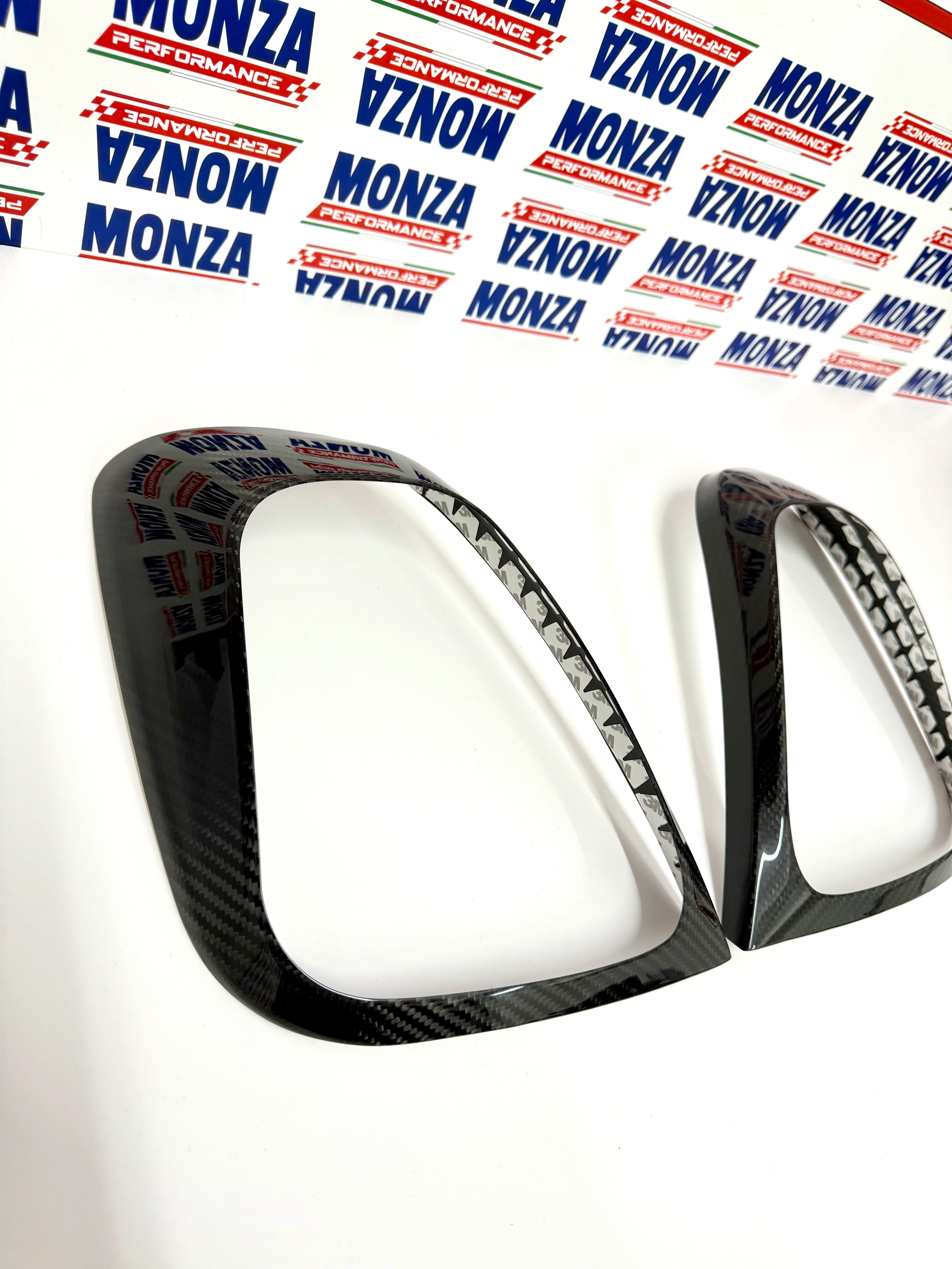 Coppia cover parte esterna Fanali Posteriori in CARBONIO Per Abarth 500 - 595 - 695 Restyling - Image 3