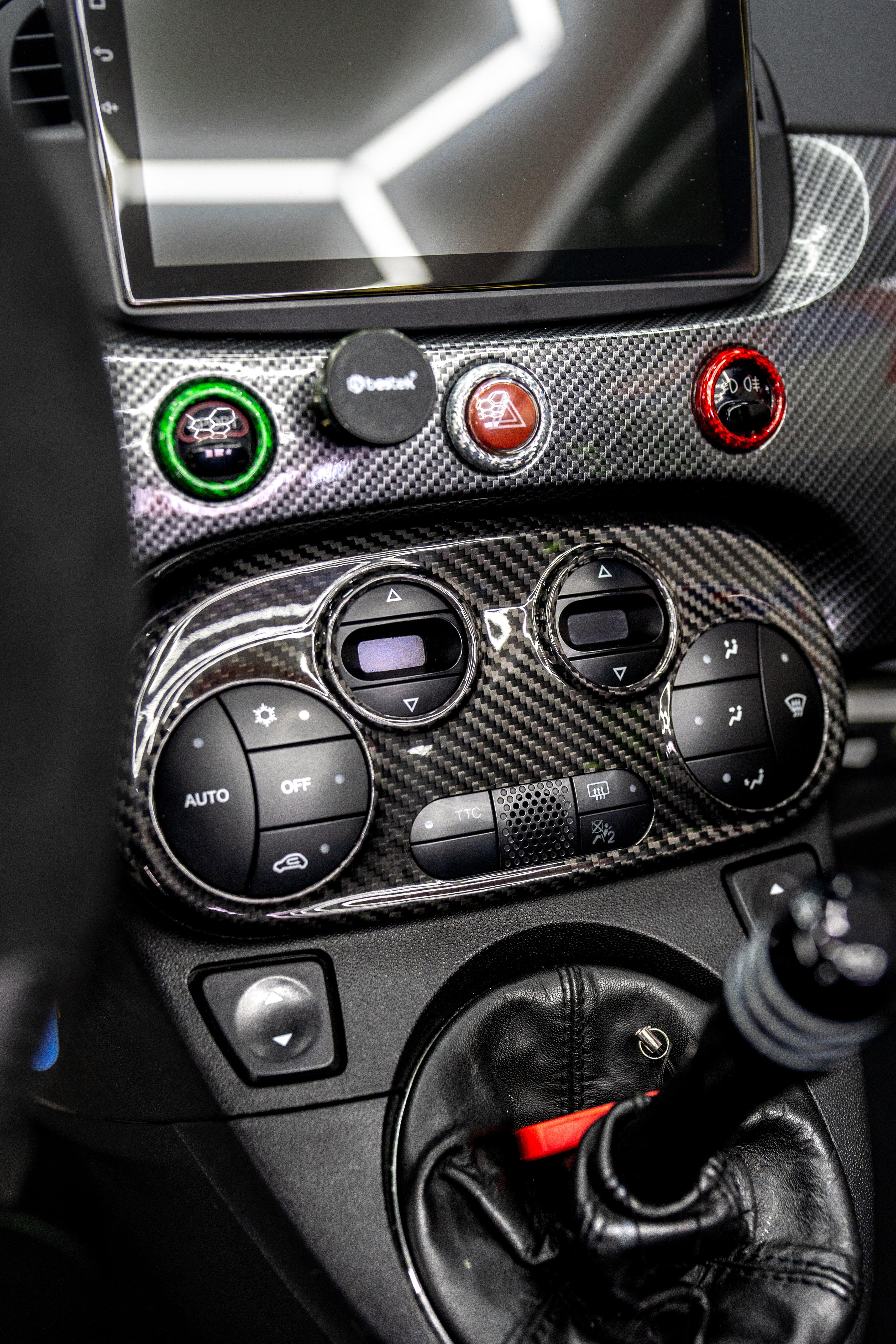 Cover Clima Automatico in CARBONIO Fiat 500 Abarth - 595 - 695 - in diverse finiture - Image 7