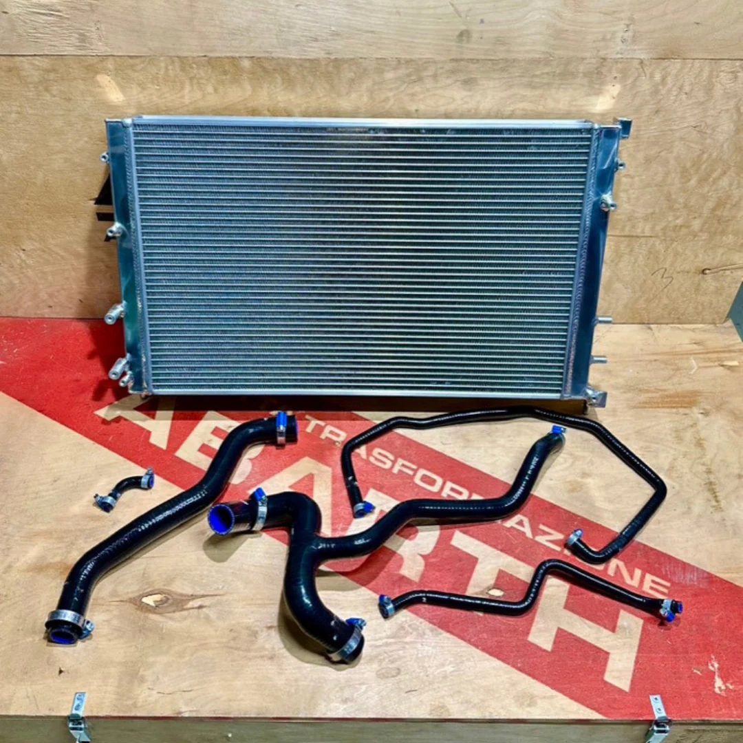 Radiatore maggiorato Abarth 500 + kit tubi acqua