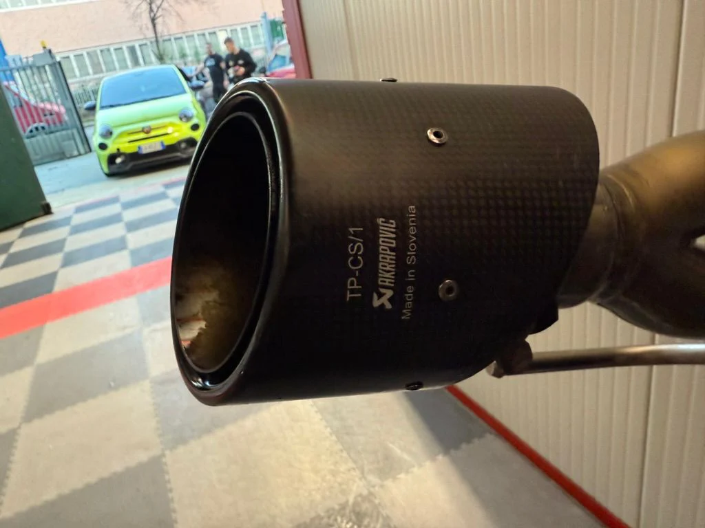Scarico Akrapovic 500 595 abarth OMOLOGATO usato - Image 3