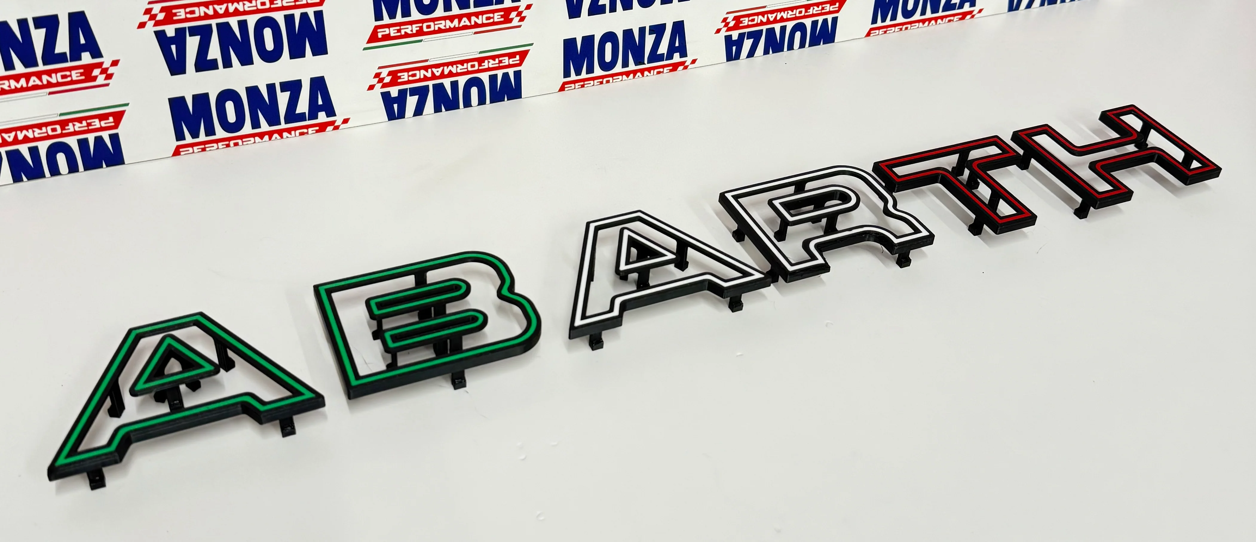 Scritta ABARTH griglia anteriore Restyling - Image 12