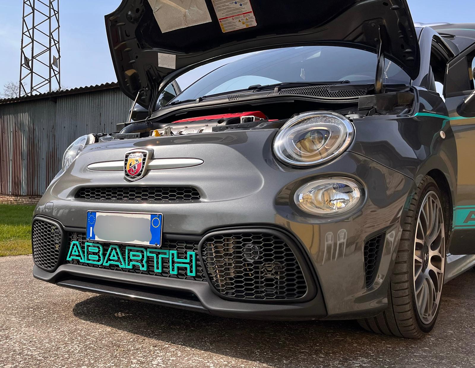 Scritta ABARTH griglia anteriore Restyling - Image 52