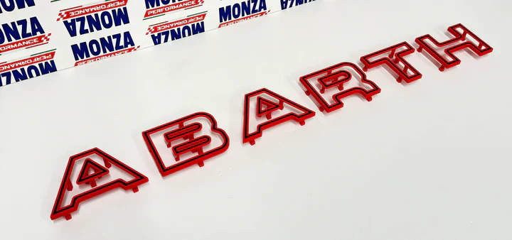 Scritta ABARTH griglia anteriore Pre-Restyling 2008-2015 - Image 10