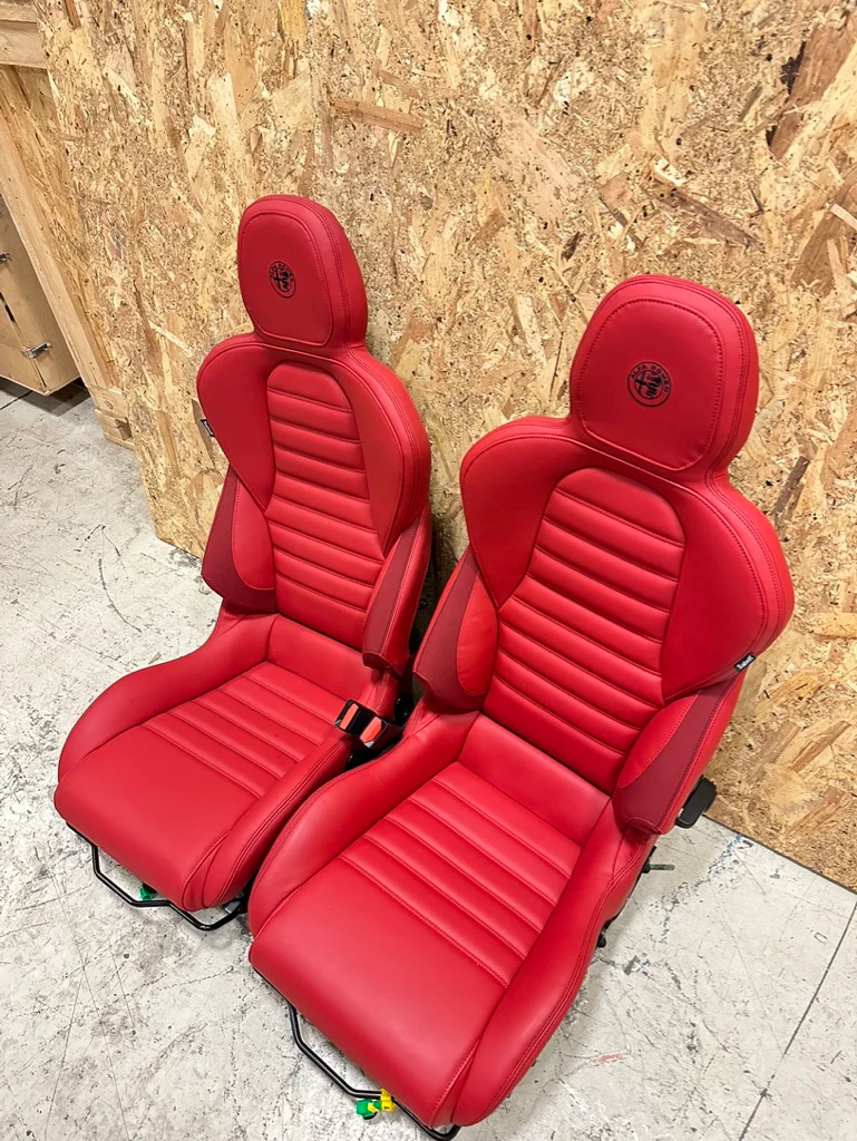 SEDILI ALFA ROMEO 4C ROSSI FULL PELLE NUOVI - Image 2