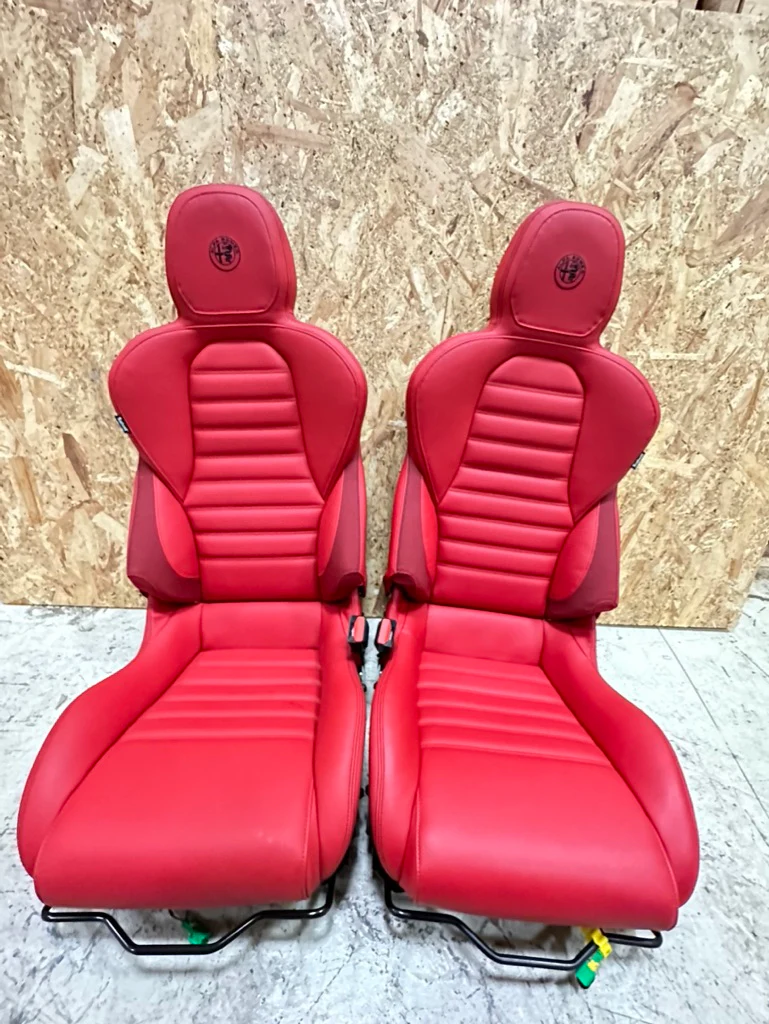 SEDILI ALFA ROMEO 4C ROSSI FULL PELLE NUOVI - Image 3