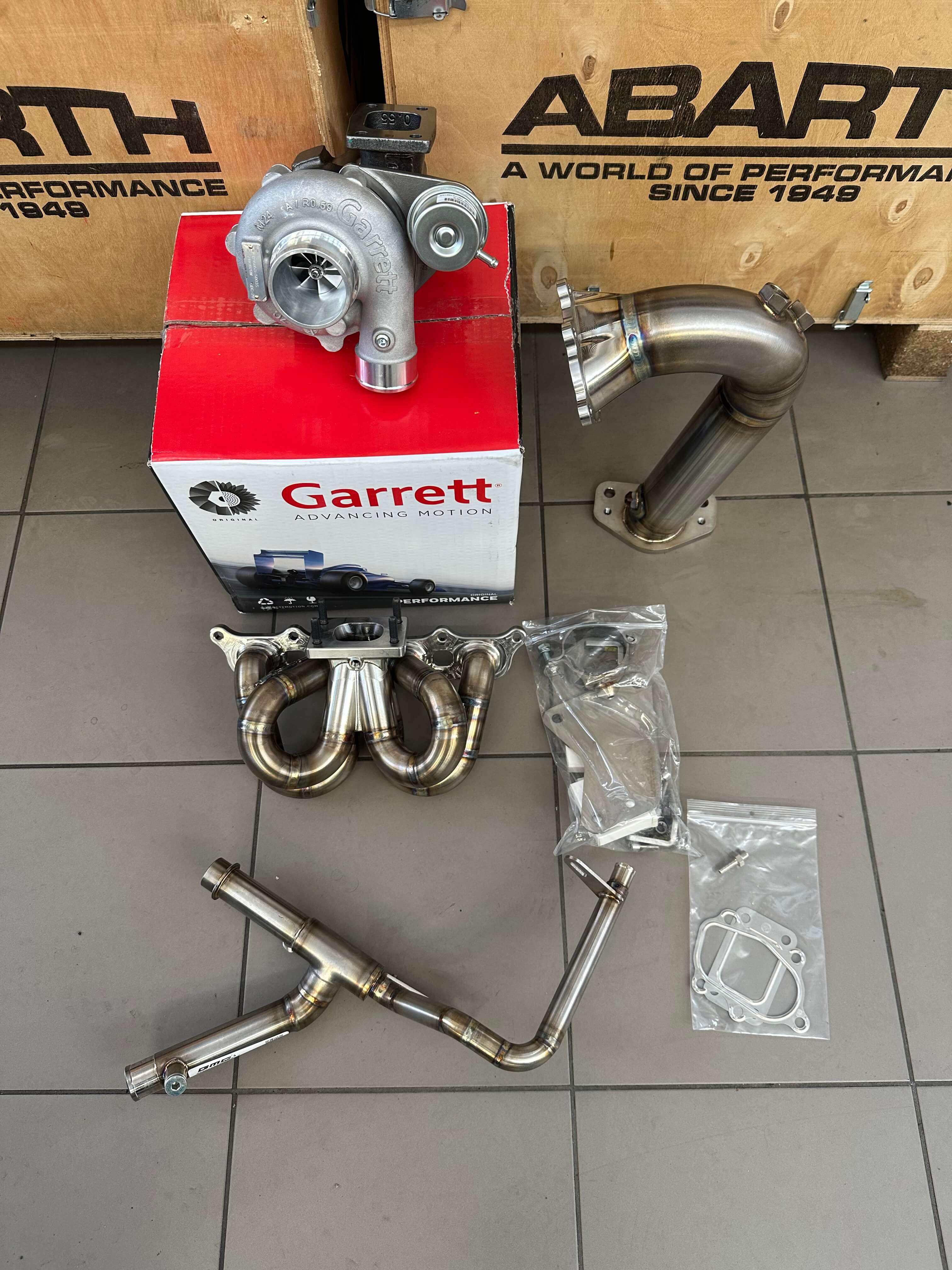 SuperKit Garrett GBC 300 con collettori in acciaio GMC - Image 2